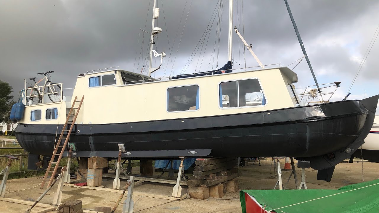 Live aboard Dutch Barge