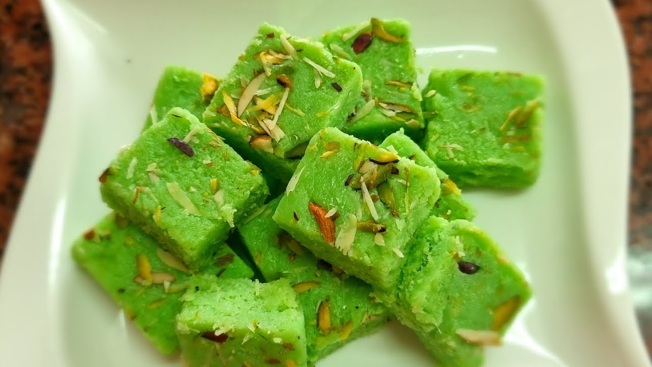 Coconut Mithai Recipe||Easy Coconut Sweet||Coconut Burfi||Nariyal Mithai#sweet #easy #burfi