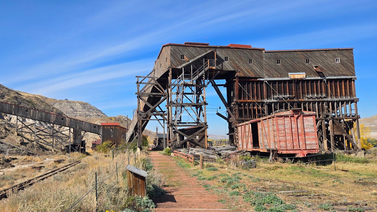 Atlas Coal Mine, Alberta | A Quiet Walk
