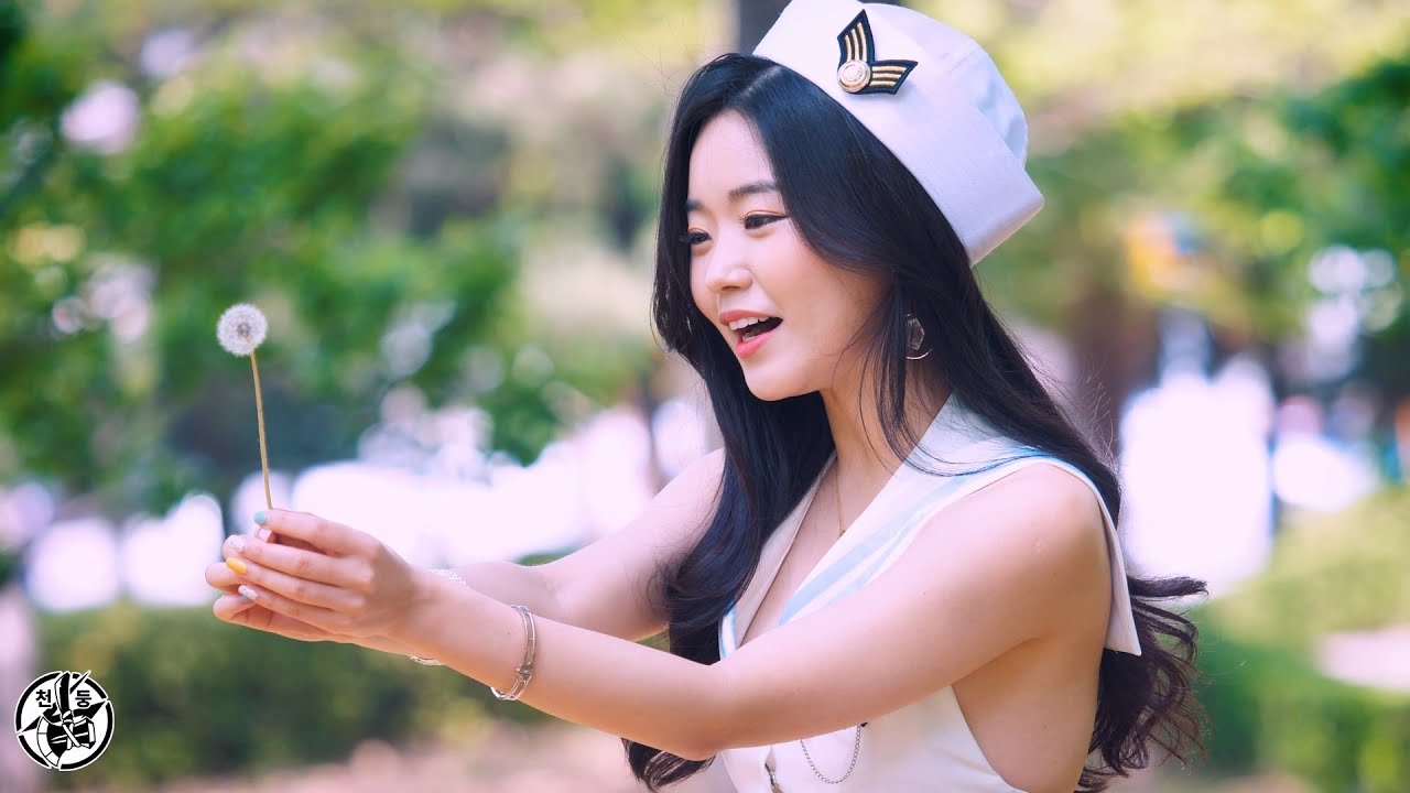 '봄바람 타고 살랑살랑~(220422)' 모델 홍지은(HongJieun) 직캠 By 천둥