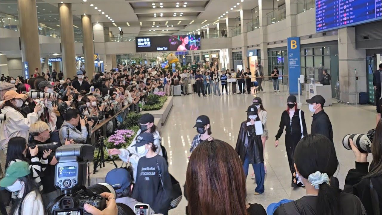 Aespa 에스파  and Red Velvet Airport Arrival 250513