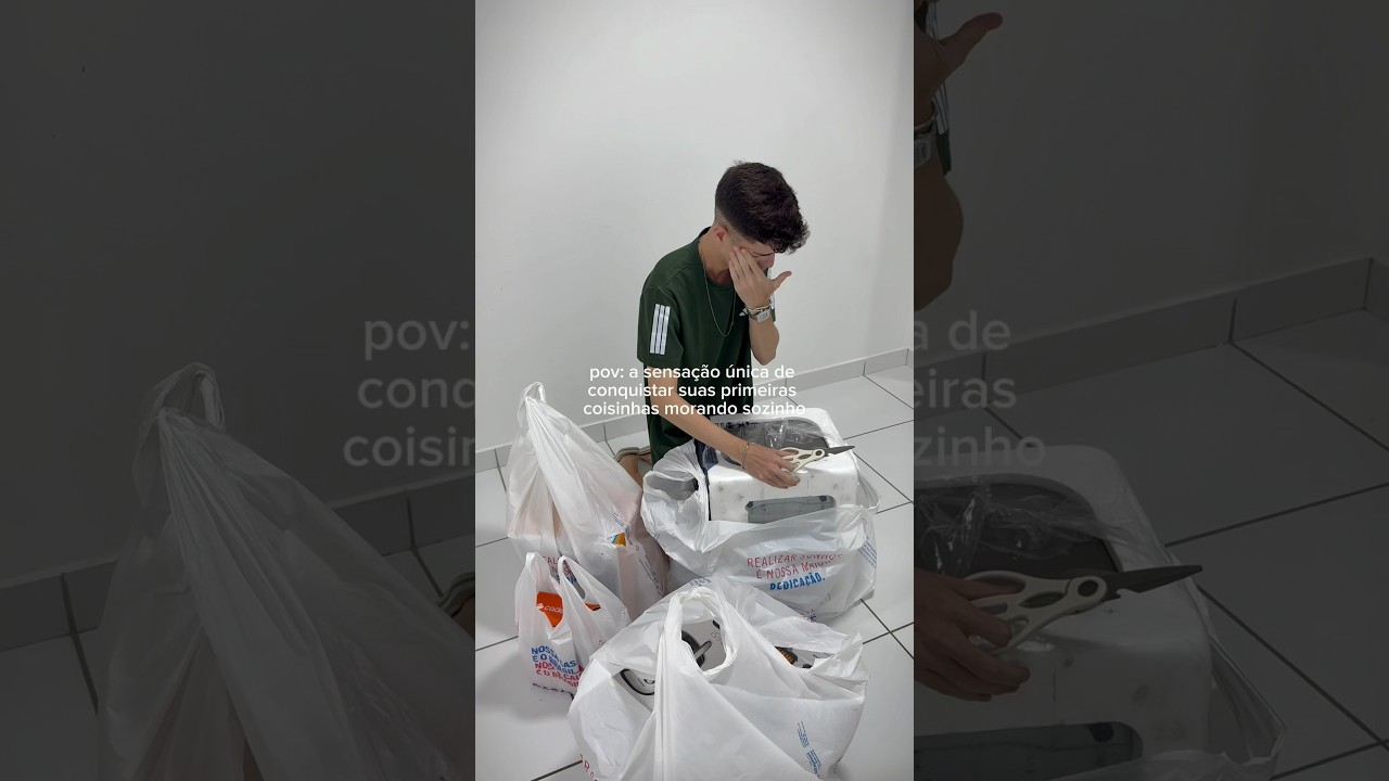 A SENSA&Ccedil;&Atilde;O &Uacute;NICA DE MORAR SOZINHO AOS 18 ANOS 🥹🏠🔑🤎