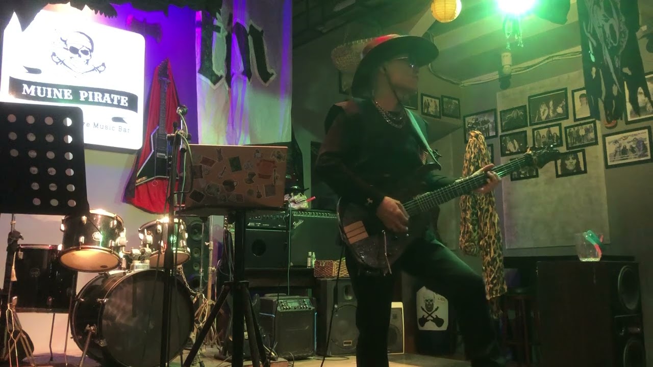 C-Rock (Bluesman Vietnam 🇻🇳) - 