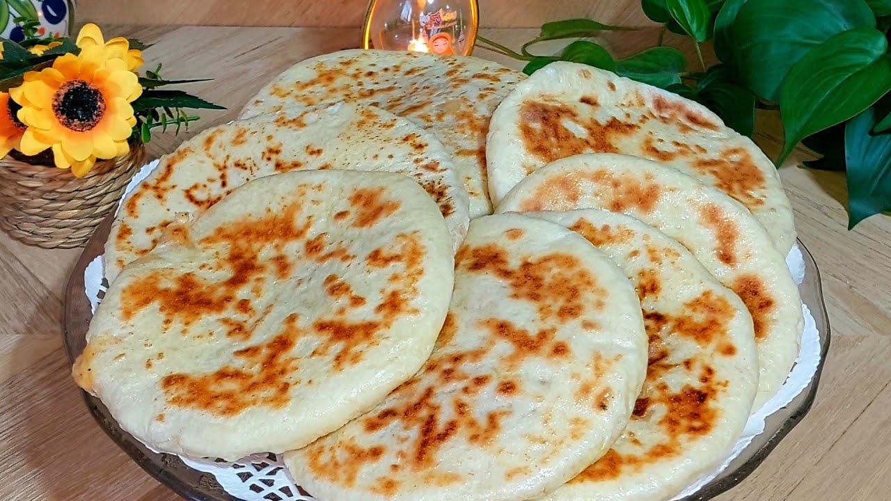 بطبوط خفيف و رطب بحشوة البطاطا و الجبن ساهلة و معلكة و لذيذة بزاف 