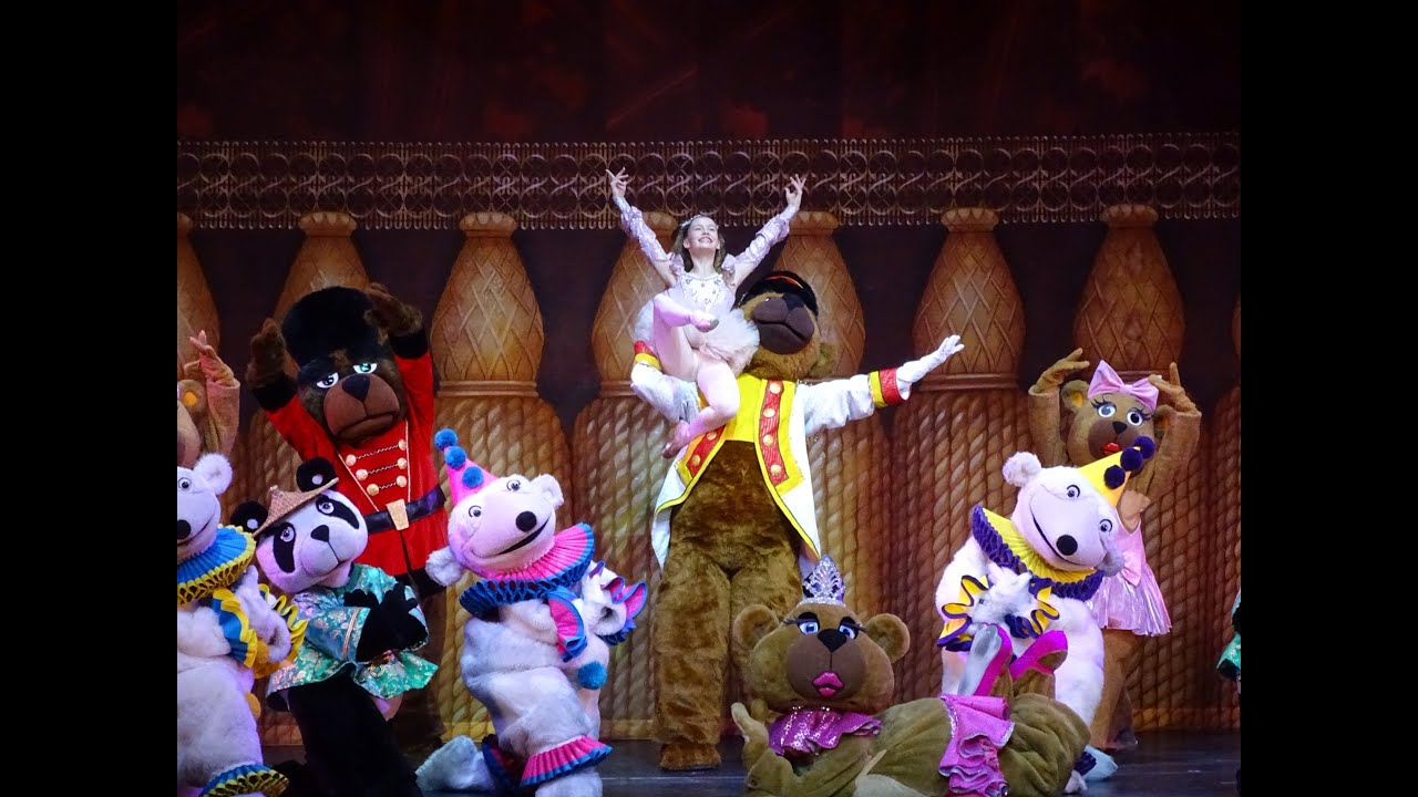 CLARA in the RADIO CITY CHRISTMAS SPECTACULAR with the Rockettes by Rachel Quiner (part 2)