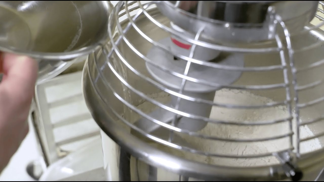 What Is Water Absorption? | Knead to Know Basis | BAKERpedia