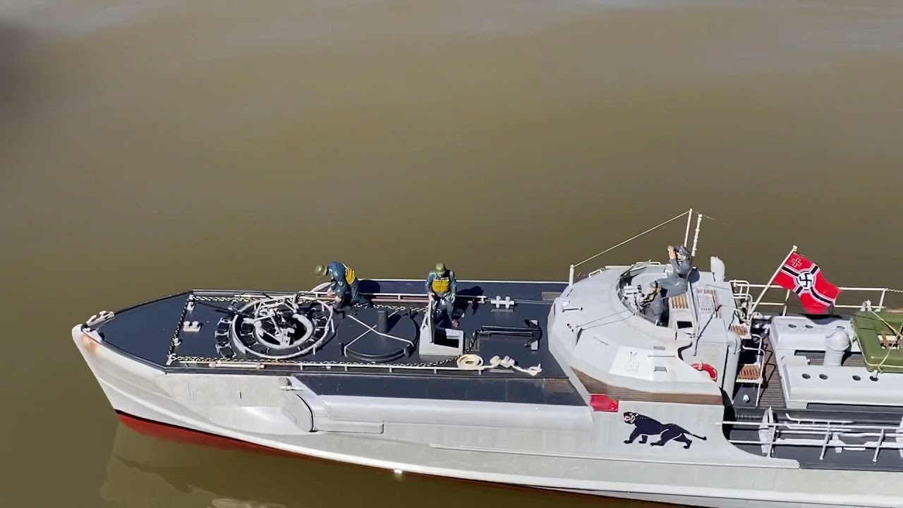 Italeri 1/35 Schnellboot S-100 RC Conversion