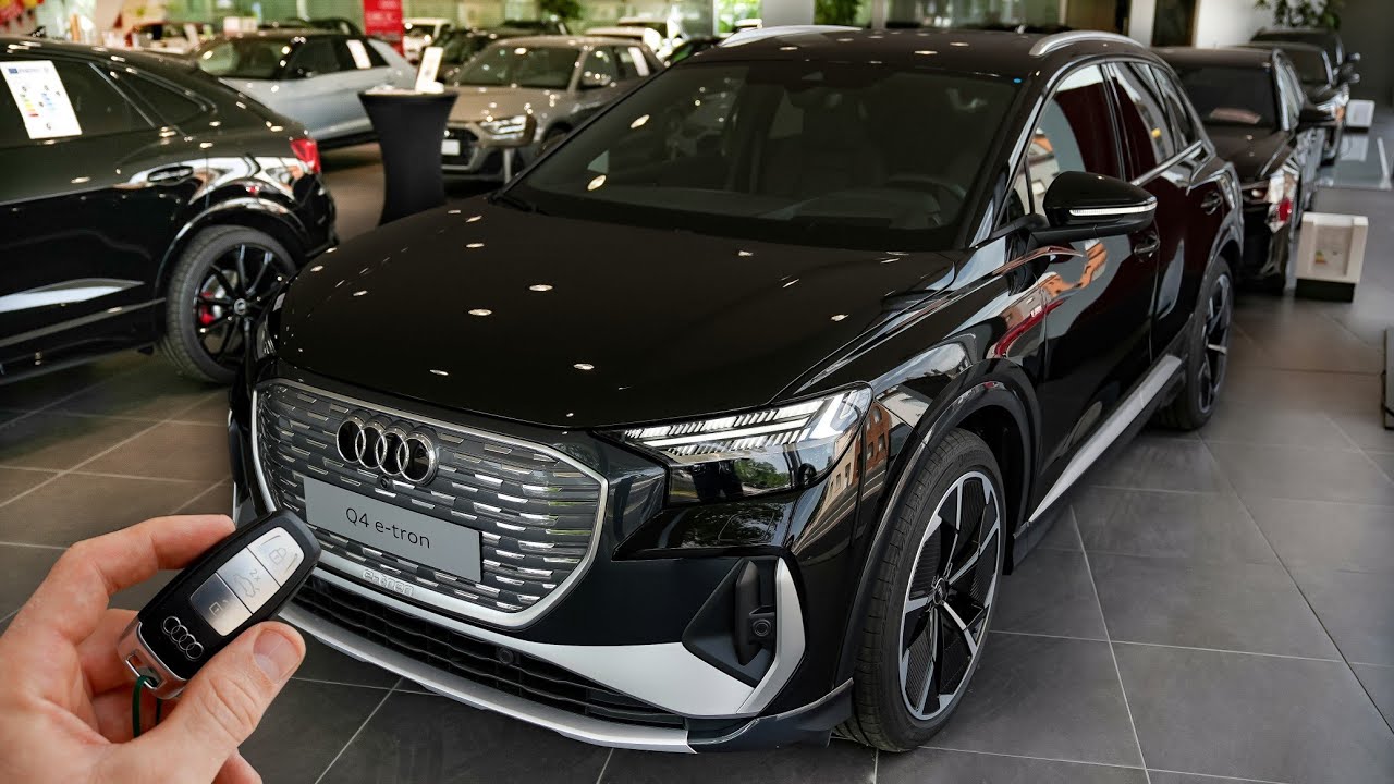 2022 Audi Q4 e-tron (204hp) - Visual Review!