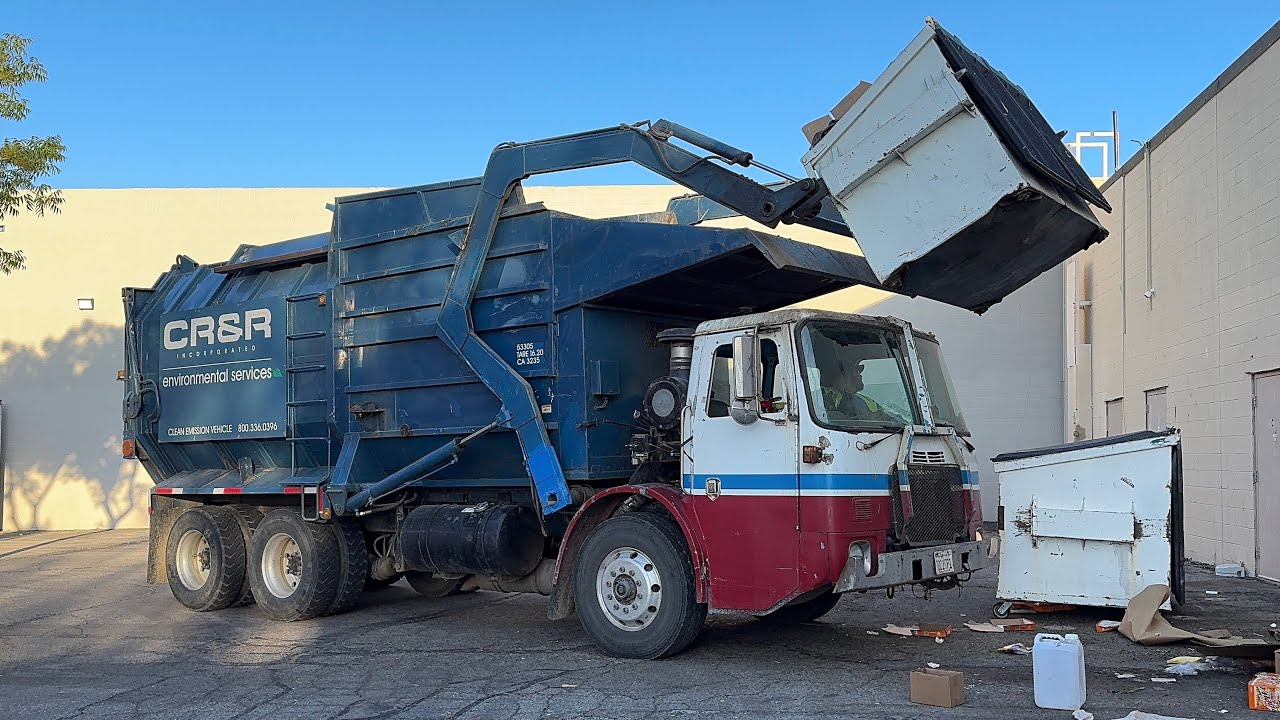 Wxll Amrep Octo Garbage Truck on Desert Recycle 