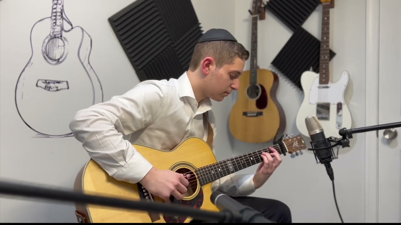 Fingerstyle Pesach Medley by Ari Ettinger