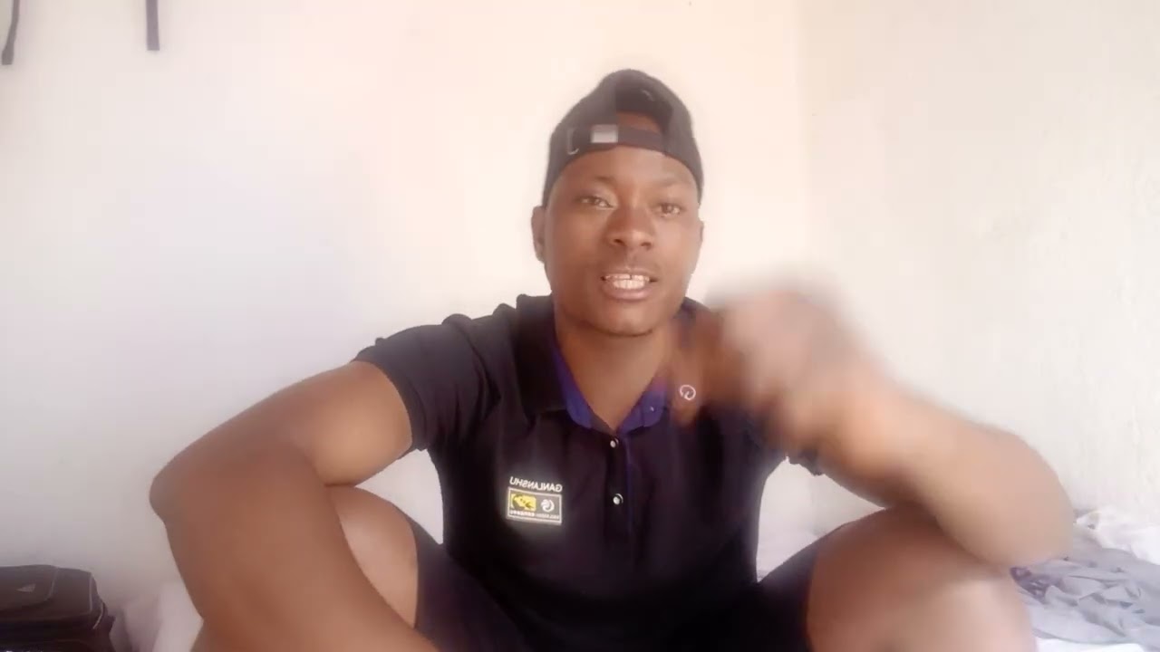 Nyamabondo igituma anyanga Niki we napatirike mbarusha kwiyubaha gucabugufi😂😭😭😭😭0780529080