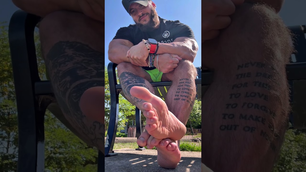 Muscle Feet-pies de hombre musculoso