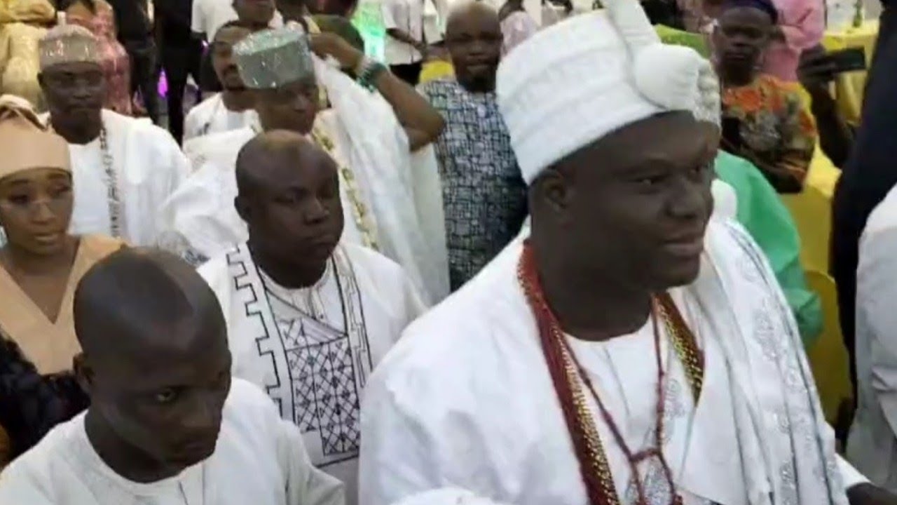 MOMENT OONI OF IFE ARRIVES AT HIS FATHER'S 80TH BIRTHDAY PARTY