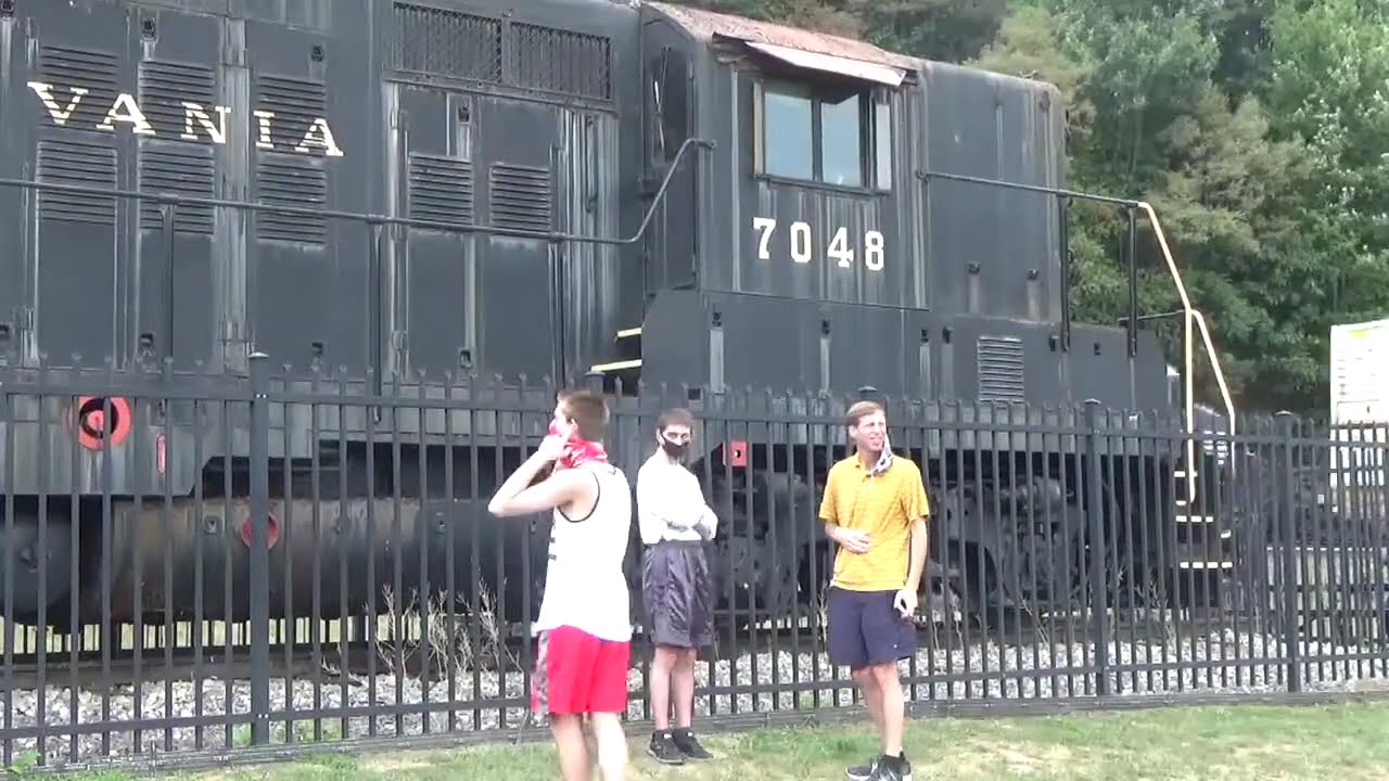 Dash 9 Duo with P5A Horn Leads NS 21G