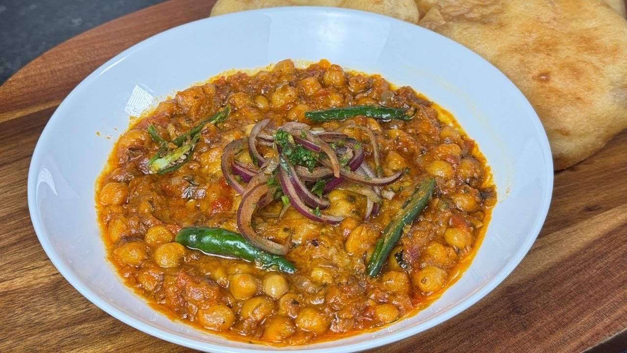Street Style Channa [chickpeas] Masala with soft naan style paratha
