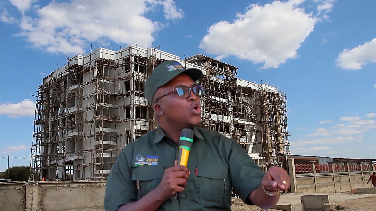 MERERANI KIMENUKA, WAZIRI MAVUNDE AWAGOMEA WAFANYABIASHARA WALIOTAKA TANZANITE ISIUZWE KWENYE SOKO