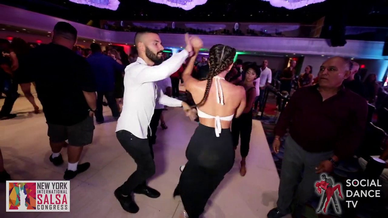 Laura Moreno & Ricky Ortiz Rodriguez - Salsa social dancing | Goya New York Int. Salsa Congress 2019