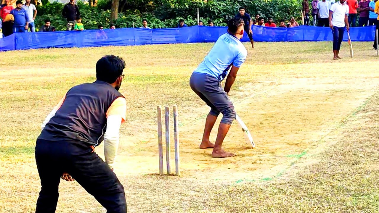 Village Cricket Match 🏏🔥 Plastic Ball Cricket Tournament