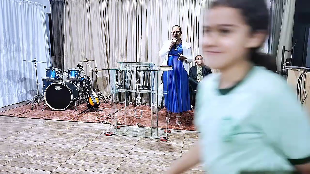 Pra. Letícia - Fiquei meditando...