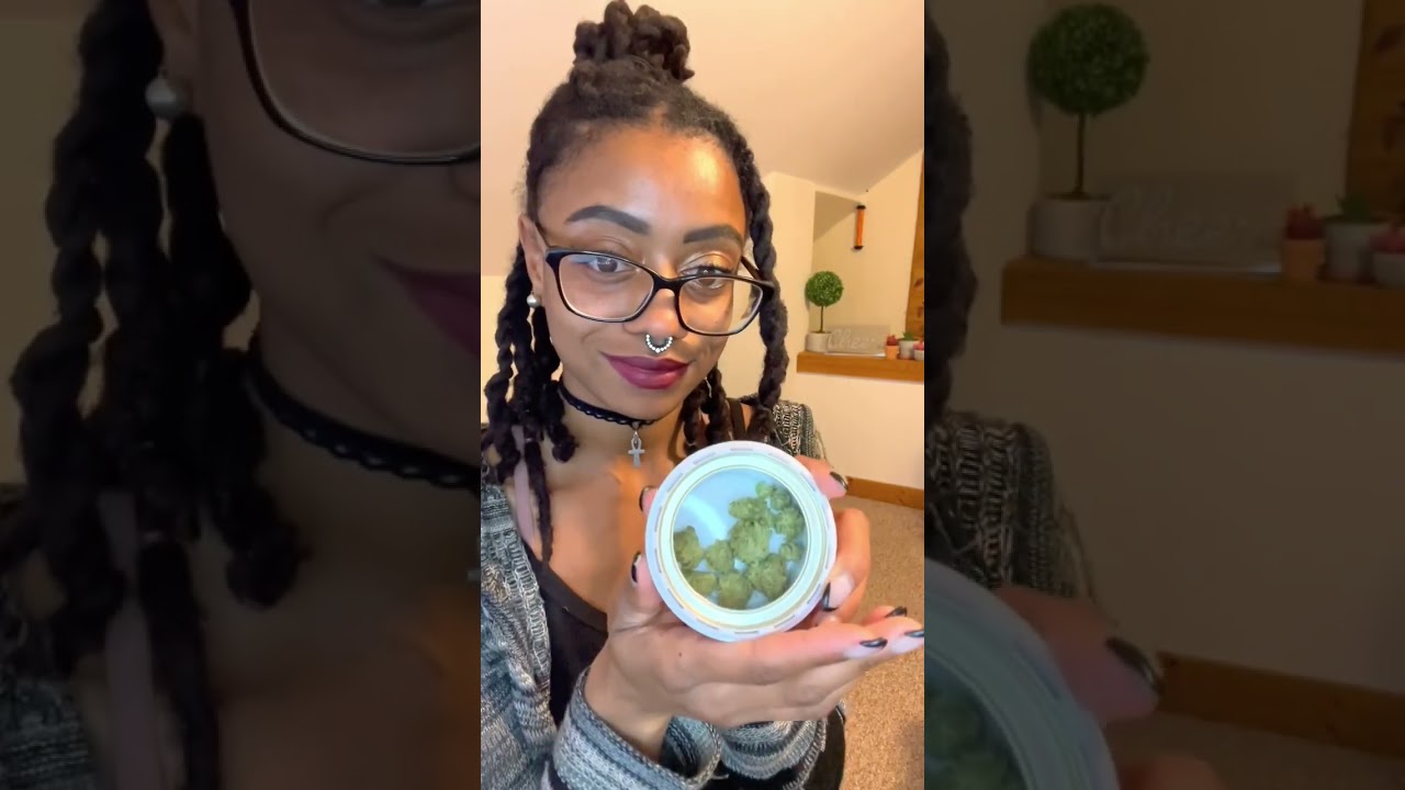 Smoking Bombulan | Weed Cannabis Strain Review w/Mystic Mommy | CannaMom Chronicles | Hybrid Effects