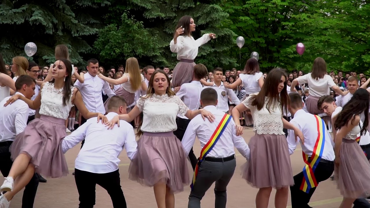 dansul Absolvenților 2019 Rezina.Liceul ,,Alexsandru cel Bun''