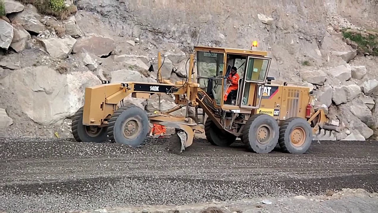 Perú - Construcción -Carretera - Carhuaz - Chacas - San Luis - Ancash