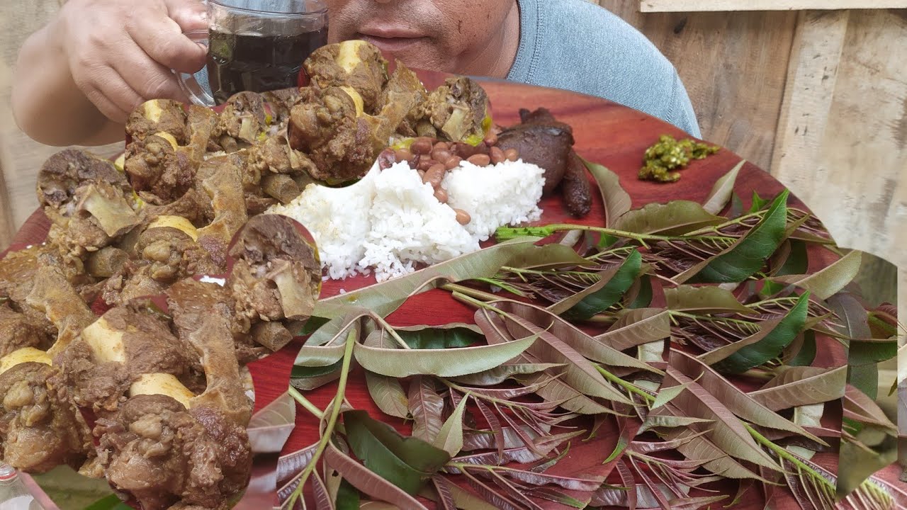 Eating buffalo meat curry with michinga patta|@khipsvlog3739