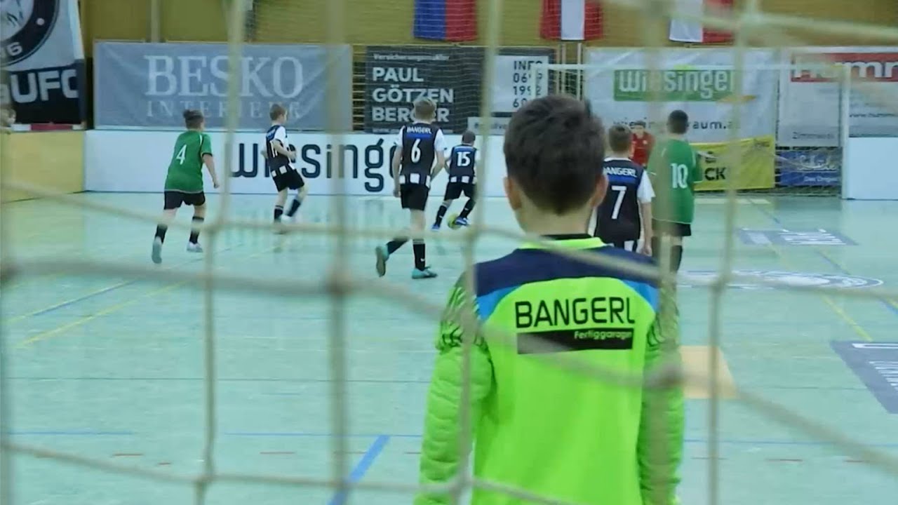 800 Mini-Kicker: Mega-Fußballturnier in Eferding