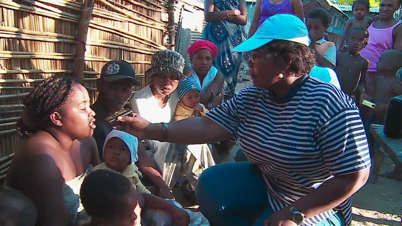 Social mobilization saves children's lives in Madagascar