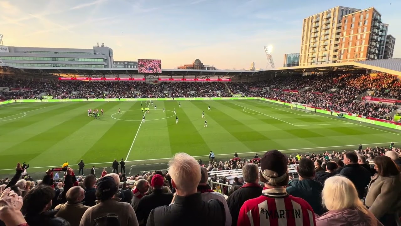 Brentford Fans Sing 