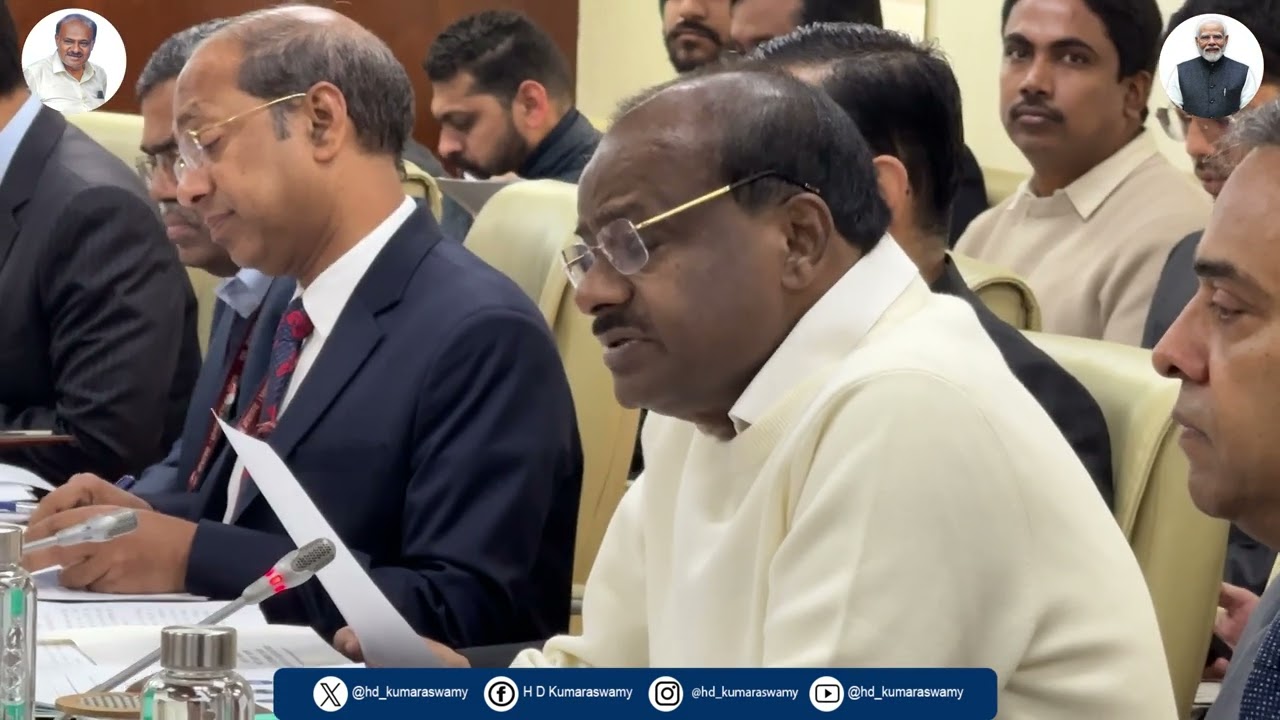 Held a meeting with H.E. Mr. Tim Hodgson, Hon’ble Minister of Natural Resources, Canada 