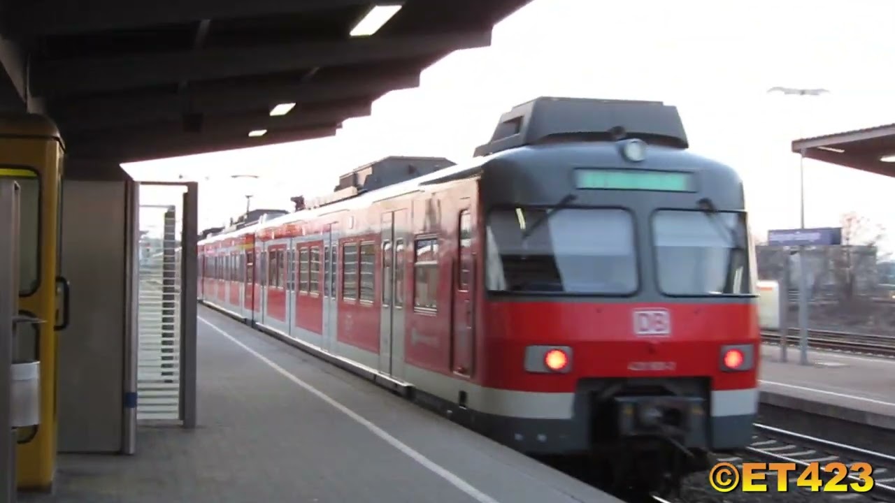 S-Bahn Stuttgart: Ausfahrt an der Station Bietigheim-Bissingen mit der BR420+BR420 Plus