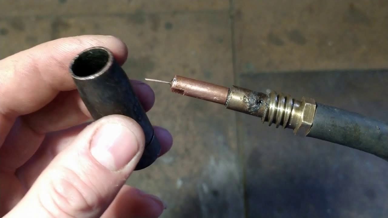 Горелка полуавтомата. Как избавится от налипания шлака на горелку.