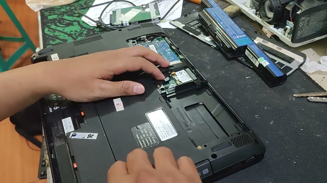 CARA BONGKAR ACER E1 471