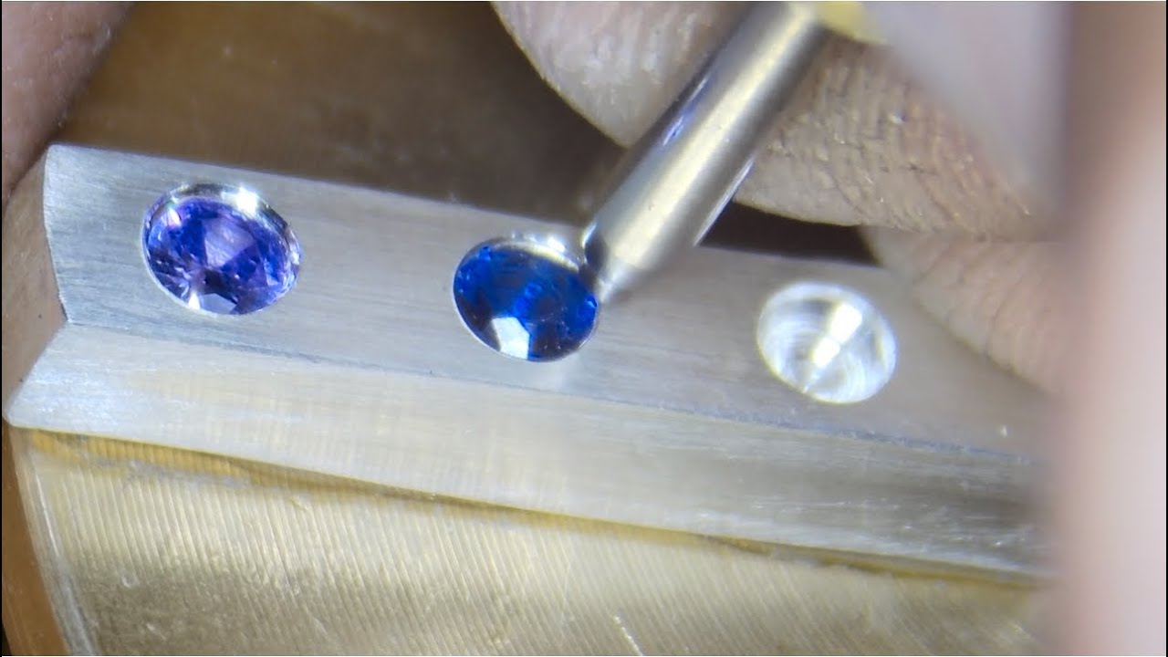 Flush Setting Perfection – Chakra Pendant Tutorial