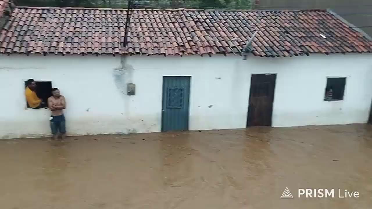 Enchente no bairro vila Santa Maria