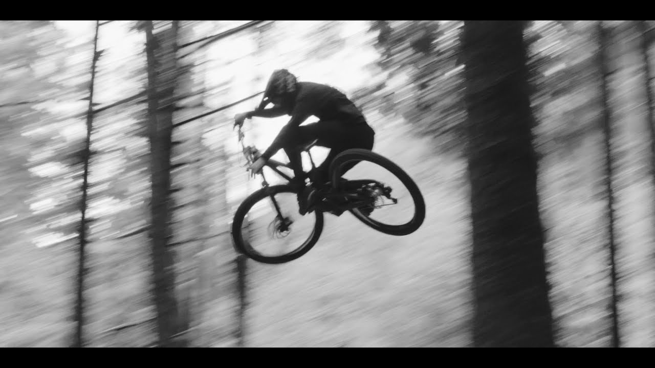 Shadow mtb shredding on the Sunshine Coast #iRideENVE - Mike Giese at Coast Gravity Bike Park