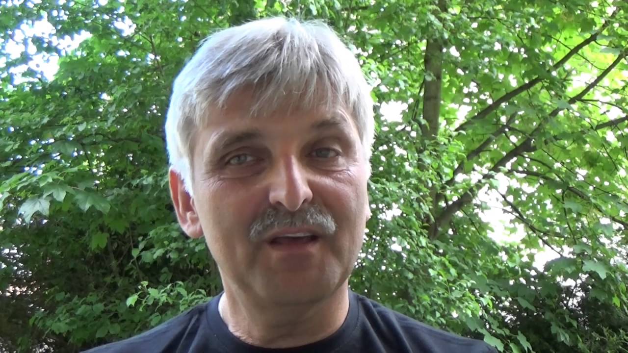 Simon P&eacute;ter Boldog Sz&uuml;linapot