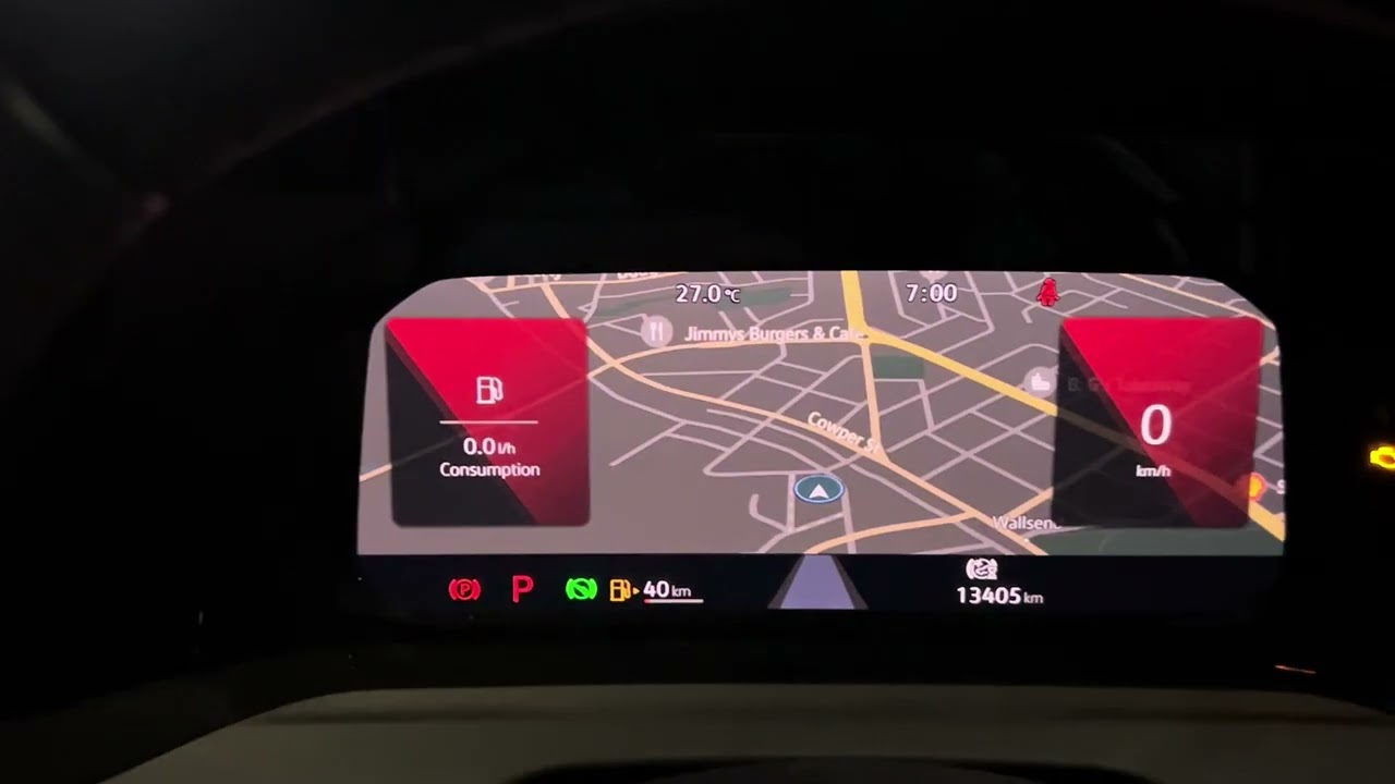 Exploring the digital dashboard information display in the Volkswagen Golf Mk8