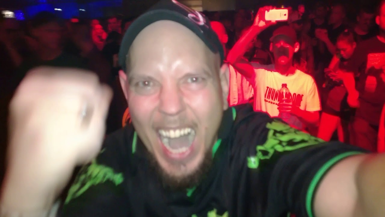 Thunderdome 25 Years - End. Waxweazle - Start. The DarkRaver - Vince - Heroes Of Hardcore