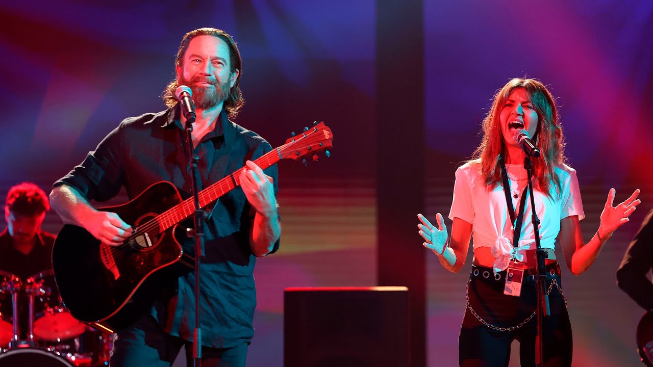 Bertin Osborne y Mariana Gómez imitan a Bradley Cooper y Lady Gaga en 
