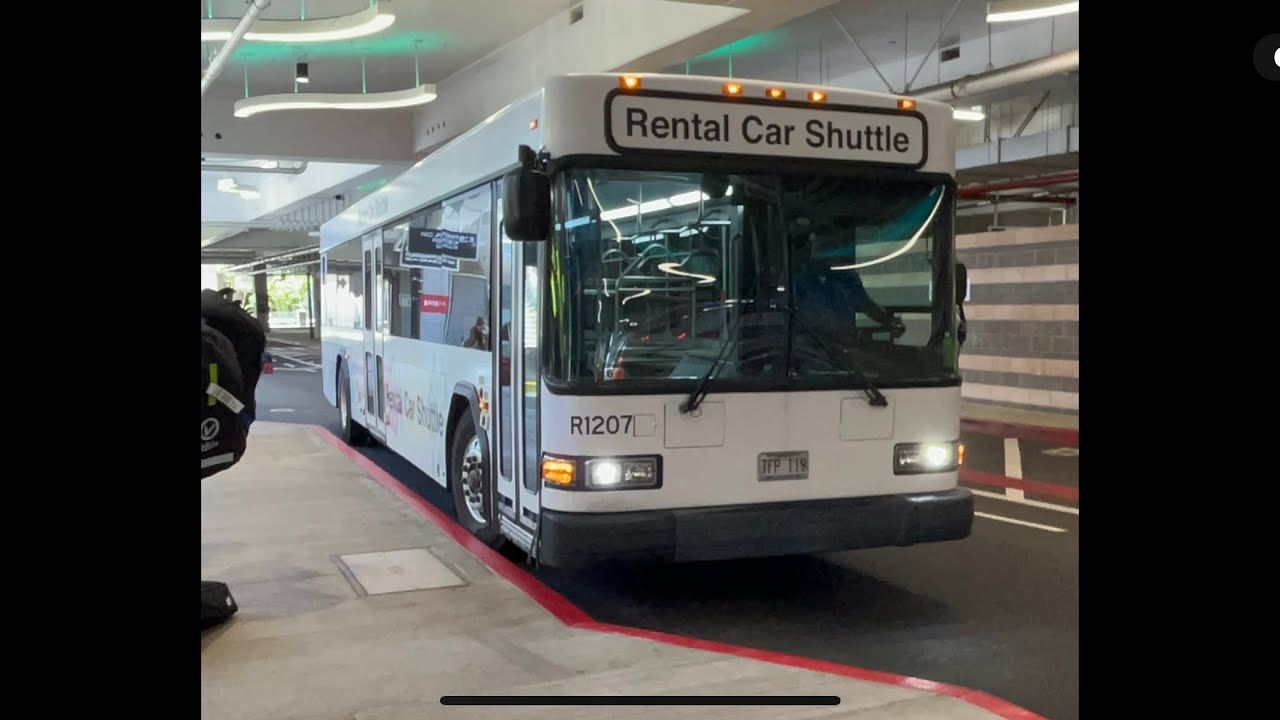 Roberts' Hawaii, Honolulu Intl. Airport Rental Car Shuttle Bus' R1207 Gillig Low Floor 40' Ft