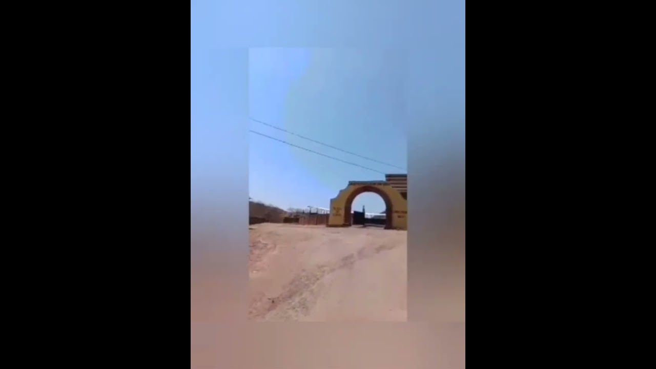 LES MUESTRO LAS CALLES DE COMBURINDIO MICHOACAN
