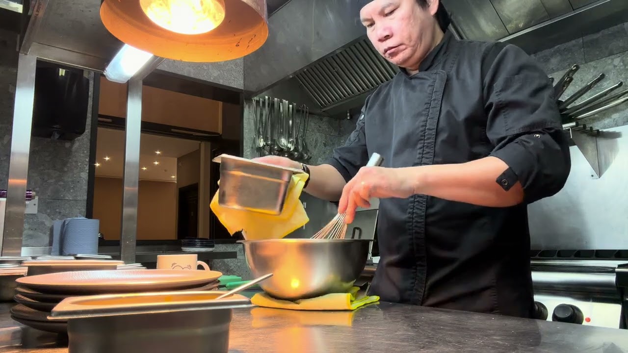 How to make a simple hollandaise souce 