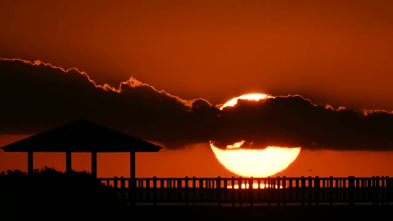 2026年1月6日、鋸南町大六海岸からの夕陽
