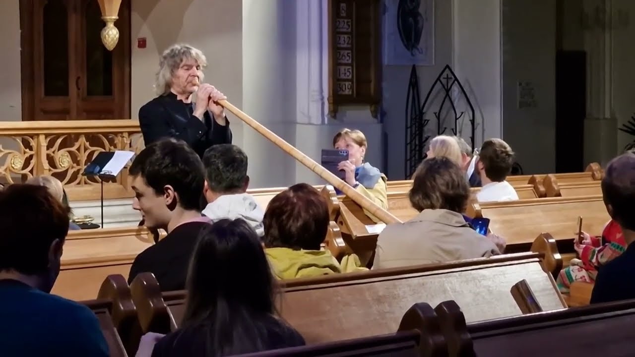 Alphorn & Organ. Arkady Shilkloper & Marianna Vysotskaya. 