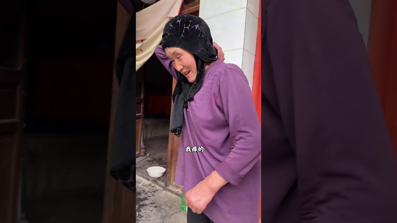 Сегодня Асие научилась готовить масляные паровые булочки.