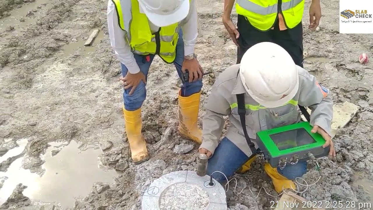 Worker test PIT for spun pile P04-34.