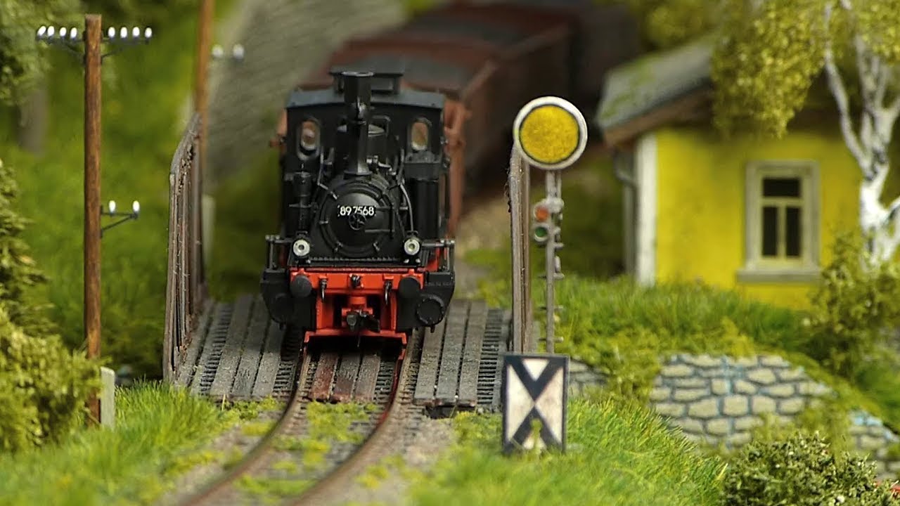 TRAINMANIA - Parn&iacute; lokomotiva BR 89.70 DR od firmy Tillig (TT)
