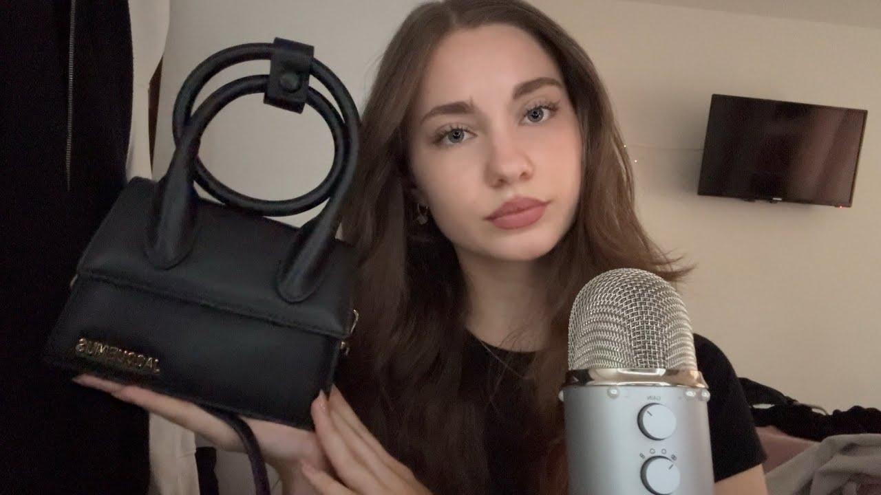 ASMR Whats Inside My Bag 👜